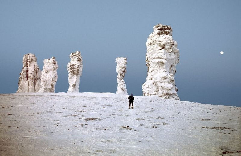 Strange places in the world, part 3  مکان های عجیب جهان بخش 3 چینود chinod  Man - Pupu - Nyor